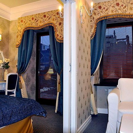 Sleepwalker Boutique Suites Breslavia Esterno foto