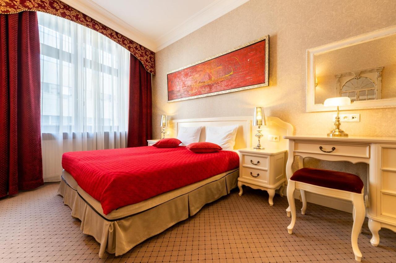 Sleepwalker Boutique Suites Breslavia Esterno foto