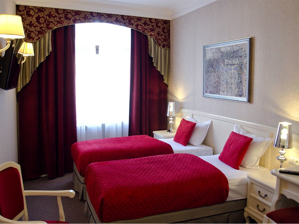 Sleepwalker Boutique Suites Breslavia Esterno foto