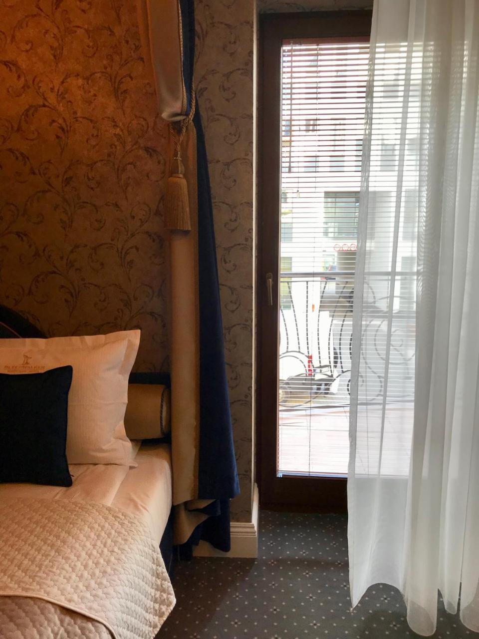 Sleepwalker Boutique Suites Breslavia Esterno foto