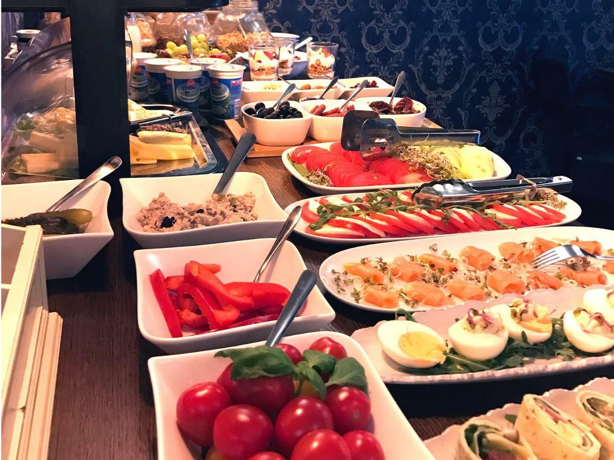 Sleepwalker Boutique Suites Breslavia Esterno foto